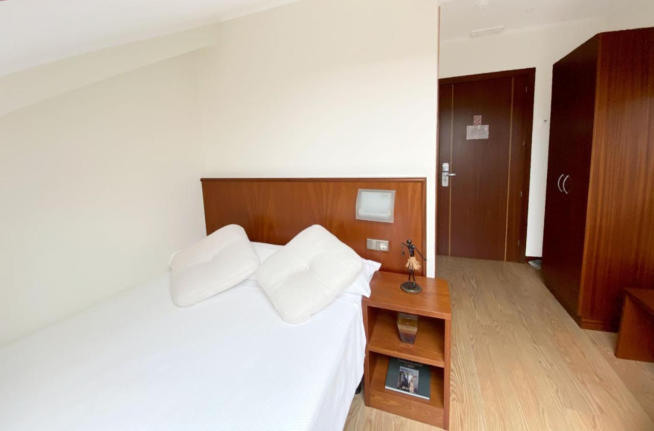 Hotel Entrerobles 사바리스 외부 사진